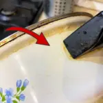 Biały osad i czarny nalot: 2 łyżki fusów odmienią Twój garnek