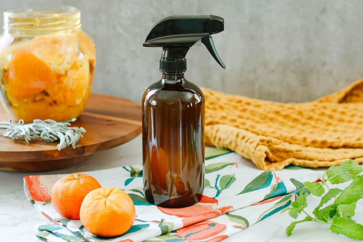 Dlaczego doświadczone gospodynie nigdy nie wyrzucają skórek z pomarańczy i tych małych saszetek - image 1