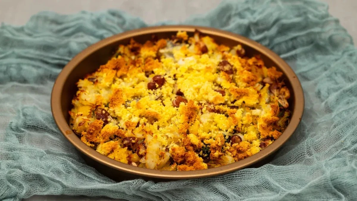 Dlaczego doświadczeni kucharze zawsze mieszają pokruszoną broa z dorszem i szpinakiem