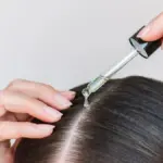 Dlaczego fryzjerzy zaczęli dodawać kroplę olejku z rozmarynu do szamponu