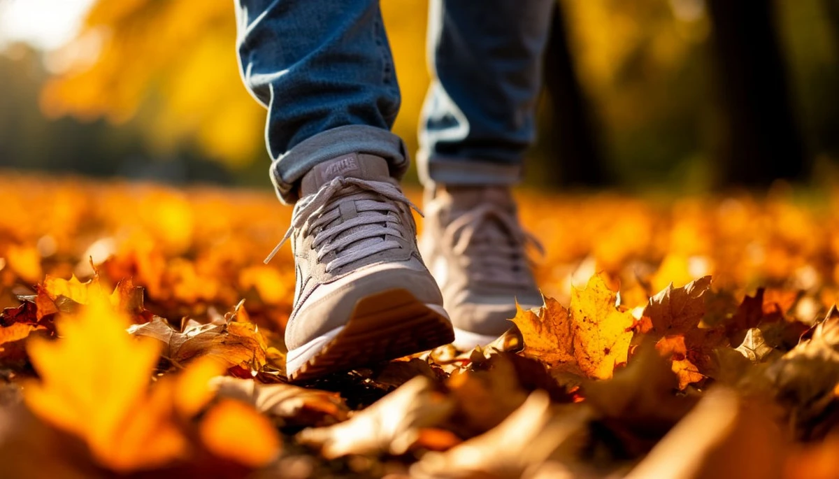 Dlaczego samo chodzenie nie działało: ile minut spaceru dziennie faktycznie spala tłuszcz po pięćdziesiątce