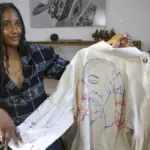 Dlaczego słynny muzyk założył ten nietypowy materiał? Historia tkaniny droższej niż złoto