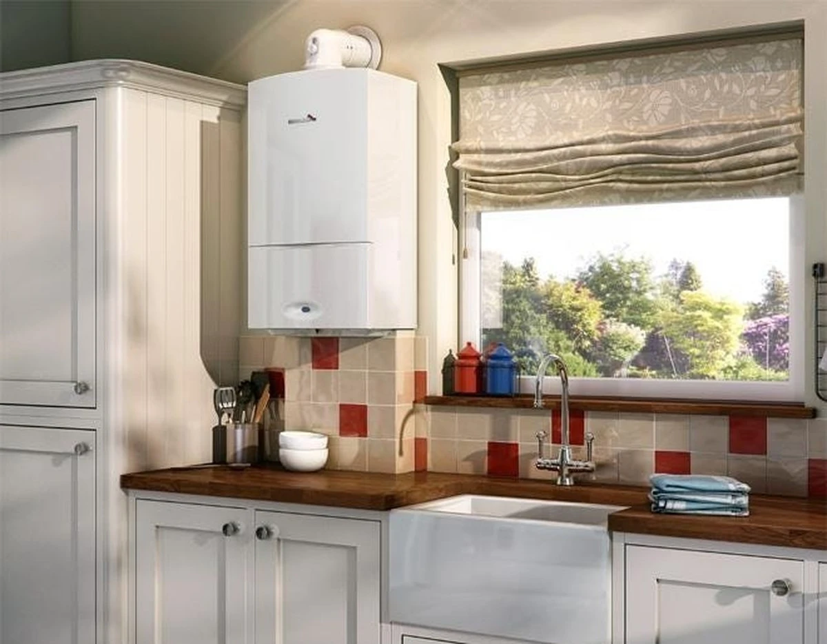 Dlaczego warto powiesić mokry ręcznik на kaloryferze przed smażeniem ryby - image 1