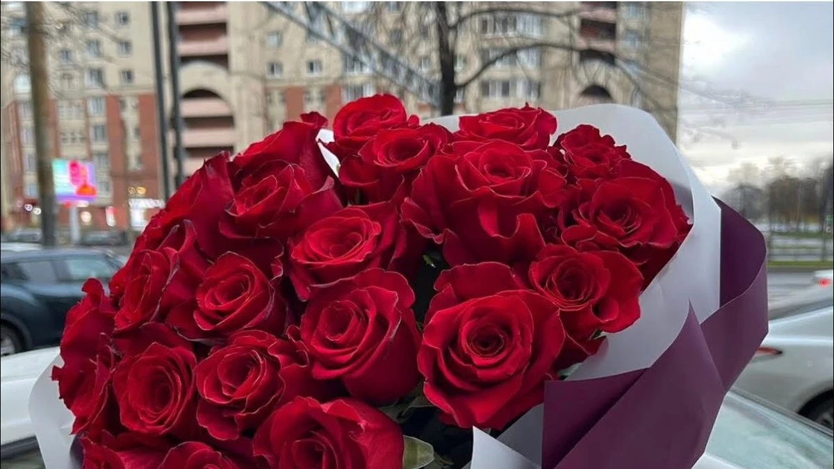 Dlaczego warto trzymać bukiet tulipanów z dala od roślin doniczkowych